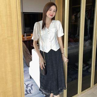 Button-front V-line Short Sleeve Blouse