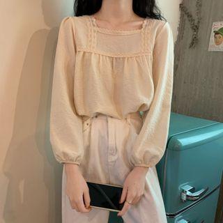 Square-neck Lace Trim Puff-sleeve Shirt
