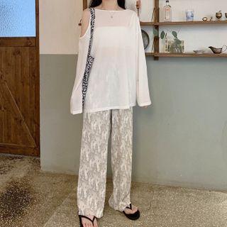 Plain Long Sleeve T-shirt / Print Wide Leg Pants