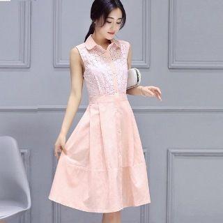 Eyelet-lace Collared Dress