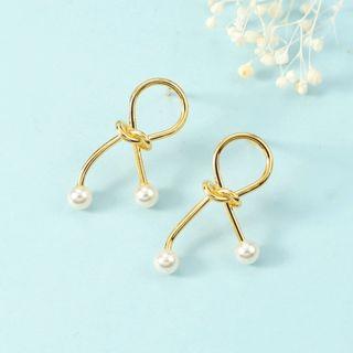 Alloy Knot Faux Pearl Earring