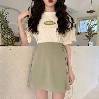 Elbow-sleeve Lettering T-shirt / Panel Mini A-line Skirt