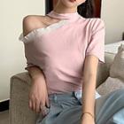 Ruffle-hem Cold-shoulder Top As Shown In Figure - One Size