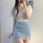 Shirred Mini Pencil Skirt / Puff-sleeve T-shirt