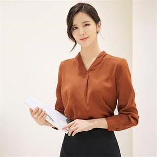 Tall Size V-neck Plain Blouse