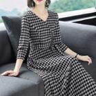 3/4-sleeve V-neck Patterned Midi A-line Dress