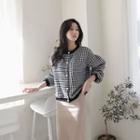Faux-pearl Buttoned Houndstooth Cardigan