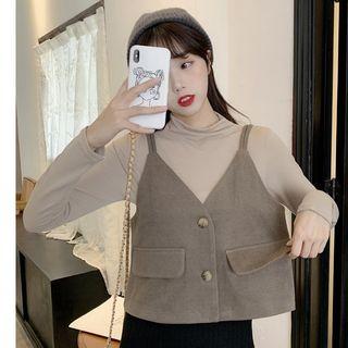 Plain Long-sleeve T-shirt / Buttoned Camisole Top