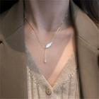 Wing Shell Rhinestone Pendant Alloy Necklace 1pc - Gold & White - One Size