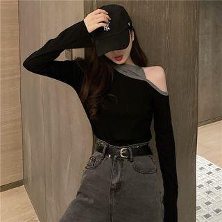 Long-sleeve Asymmetric Shoulder Top