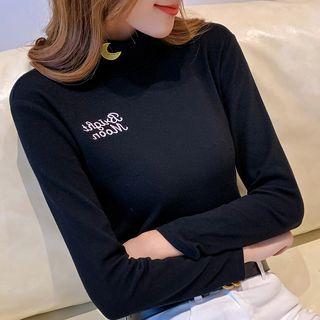 Mock-turtleneck Crescent Embroidered Long-sleeve T-shirt