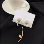Non-matching Daisy Earring 1 Pair - As Shown In Figure - One Size