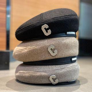 Letter Accent Beret