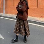 Plaid Midi A-line Skirt / Lettering Hoodie