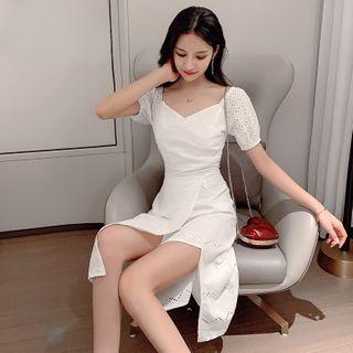 Short-sleeve Slit Midi A-line Lace Dress