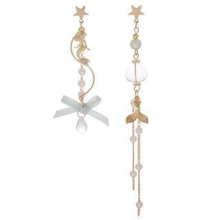 Non-matching Faux Pearl Bow Fringed Earring