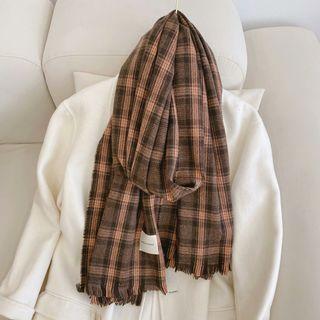 Applique Plaid Yarn Shawl