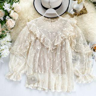 Set: 3/4-sleeve Ruffled Lace Top + Camisole Top