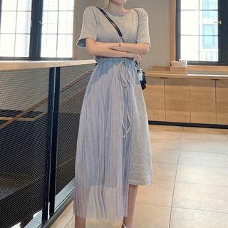 Short-sleeve Pleated Mesh Paneled Midi T-shirt Dress