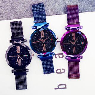 Geometric Round Bracelet Watch