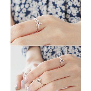 Star Engraved Ring