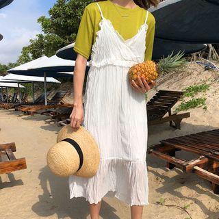 Short-sleeve T-shirt / Strappy Midi Dress