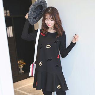 Lip Print Frill Hem Long-sleeve Dress