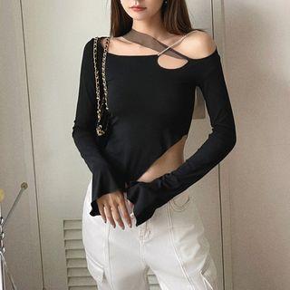 Flared-sleeve Cold-shoulder Rhinestone T-shirt