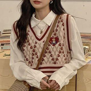 Plain Shirt / Heart Print Cropped Sweater Vest