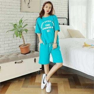 Set: Lettering-embossed T-shirt + Drawstring-waist Shorts