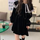 Long-sleeve Lace Trim Shift Dress Black - One Size