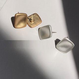 Matte Metallic Ear Stud