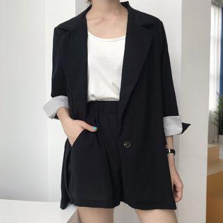 Set: Contrast Cuff Blazer + Shorts