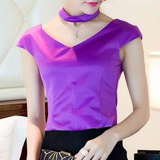 Cap-sleeve V-neck Top With Choker