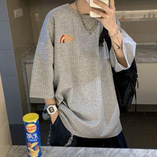 Elbow-sleeve Rainbow Embroidered T-shirt