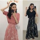 Elbow-sleeve T-shirt / Printed A-line Midi Skirt