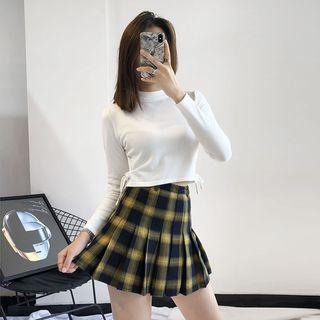Lace Up-side Crop T-shirt
