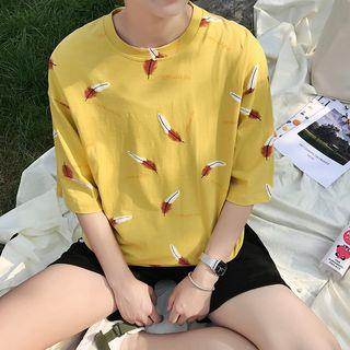Feather Print Elbow Sleeve T-shirt