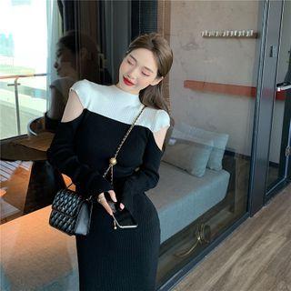 Mock-neck Color-block Split Knit Dress