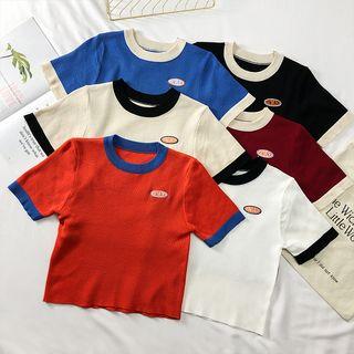Contrasted Summer-knit Crop Top
