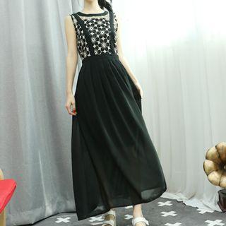 Set: Sleeveless Lace Top + Suspender Long Skirt