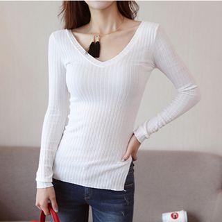 Side-slit V-neck Long-sleeve T-shirt