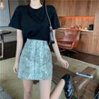Short-sleeve T-shirt / Python Print Mini A-line Skirt