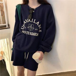 Set: Long-sleeve Printed Sweatshirt + Shorts
