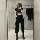 Crisscross Short-sleeve T-shirt / Cargo Jogger Pants