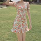 Square-neck Lace-up Bow Floral Puff-sleeve Dress