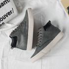 High-top Fleece Lined Sneakers