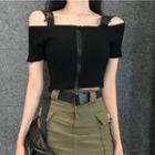Short-sleeve Off-shoulder Zipped Cropped Knit Top