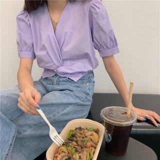 Short-sleeve V-neck Plain Cropped Blouse