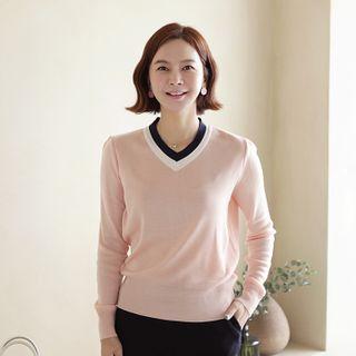 V-neck Ringer Knit Top